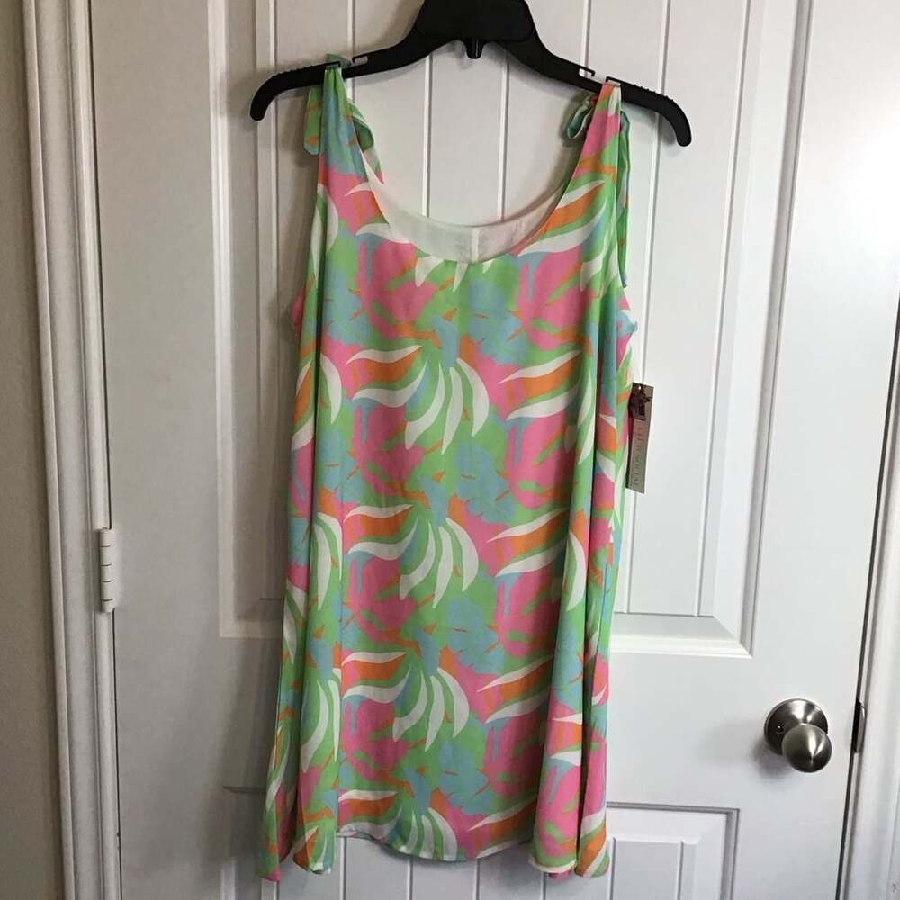 Club Social by Jadelynn Brooke Tropical Print Medium Tie-Shoulder Dress Beach